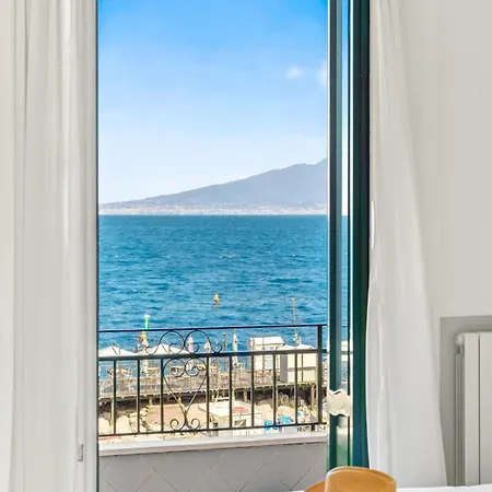 Apartamento Sorrentovibes - Seaview On The & Amazing Views Terrace Sorrento
