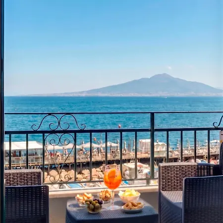 Apartment Sorrentovibes - Seaview On The & Amazing Views Terrace