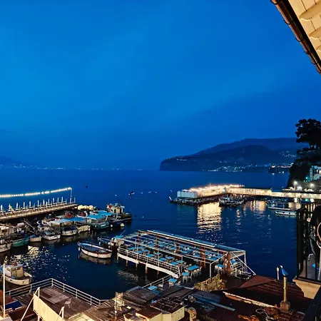 Sorrentovibes - Seaview On The & Amazing Views Terrace Apartment