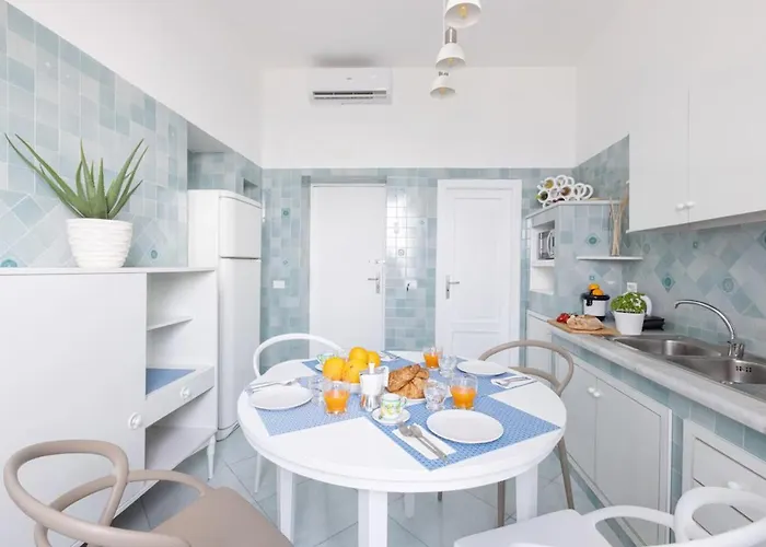 Sorrentovibes - Seaview On The & Amazing Views Terrace Apartament